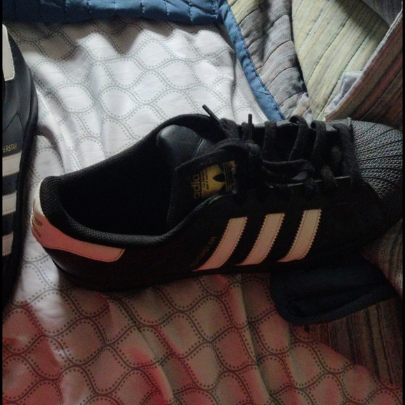 Adidas - Picture 2 of 3